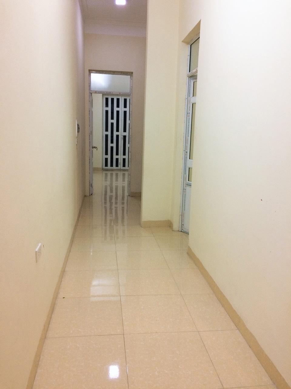 Cho Thuê Nhà 3 Tầng Thạch Bàn, Long Biên - Giá 7 Triệu/Tháng