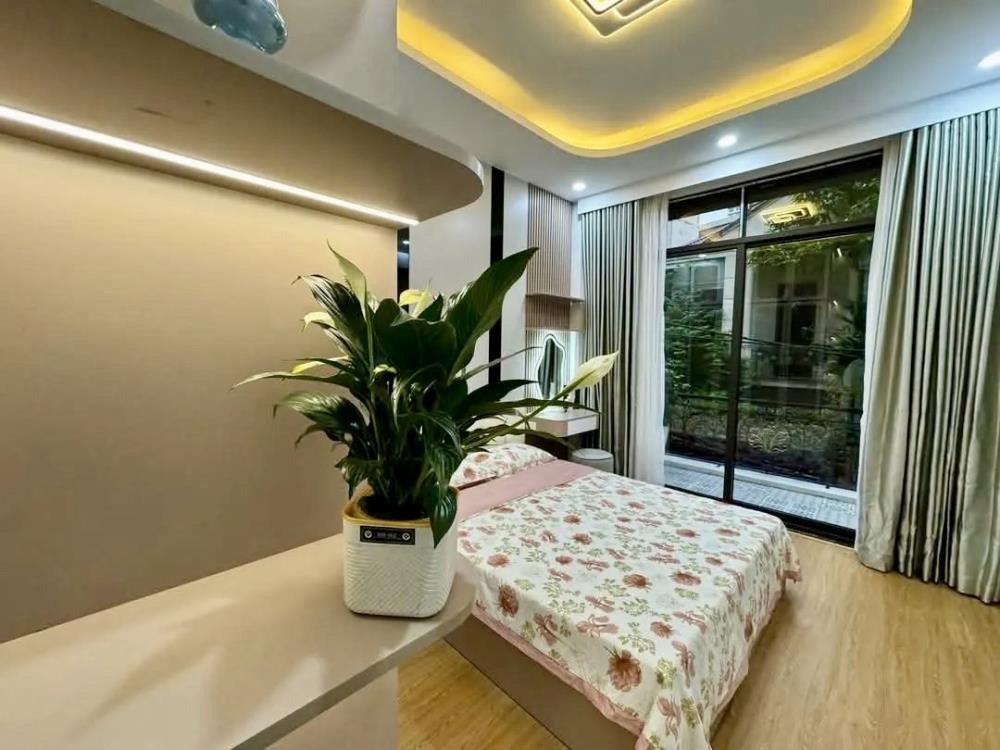 Bán nhà Khương Hạ 45m2, 5 tầng, Gara Ô Tô, Giá 14.95 Tỷ