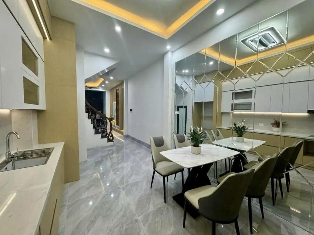 Bán nhà Khương Hạ 45m2, 5 tầng, Gara Ô Tô, Giá 14.95 Tỷ
