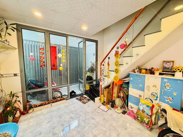 Nhà Đường Nguyễn Văn Nguyễn Phường Tân Đinh Quận 1 Cũ