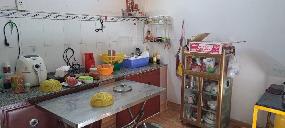 Bán nhà mặt Đường Kha Vạn Cân, P. Linh Xuân, TP HCM,  DT 120 m2, 2 tầng, 4PN, SH, 5.9 tỷ
