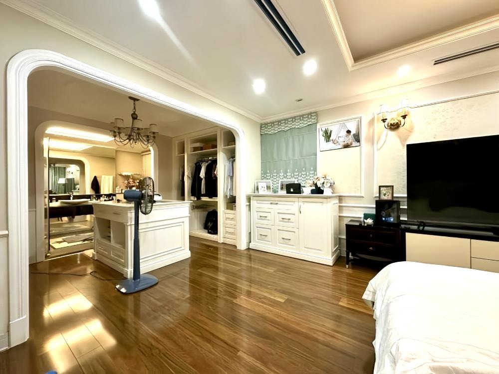 Biệt Thự Định Công Mặt Tiền 10m, Kinh Doanh, Ô Tô Đỗ Cửa