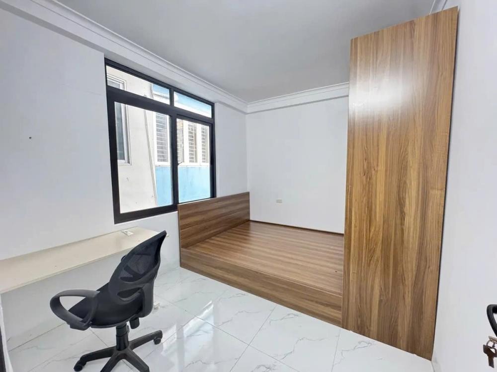 Bán nhà phố Đê Trần Khát Chân 45m2, 5 tầng, MT 5m - 7.5 tỷ, ở ngay