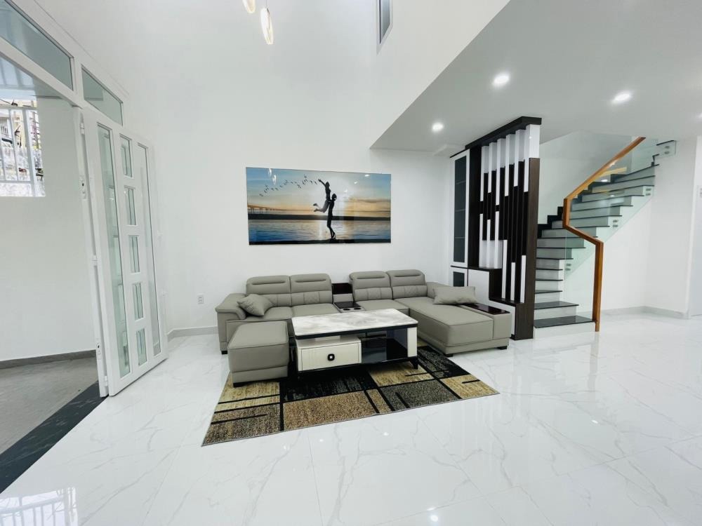 Nhà Mới Đẹp Chu Văn An - 88m2, 3PN, Xe Hơi Vào Nhà - Giá Chỉ 12 Tỷ
