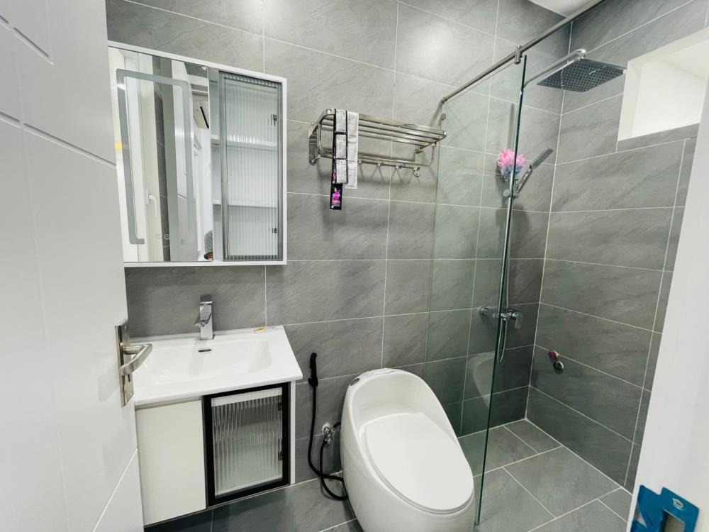 Nhà Mới Đẹp Chu Văn An - 88m2, 3PN, Xe Hơi Vào Nhà - Giá Chỉ 12 Tỷ