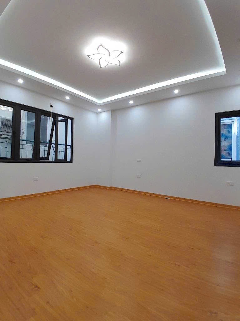 Nhà đẹp hiếm có tại Vĩnh Phúc - Ba Đình: Lô góc 5 tầng, thoáng sáng, pháp lý chuẩn