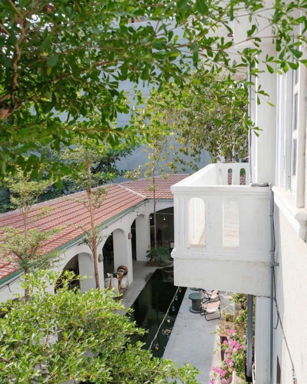 Villa Cổ 2 Tầng Gò Vấp - 970m2, SHR, Nở Hậu, Kinh Doanh Cafe - Giá 99 Tỷ