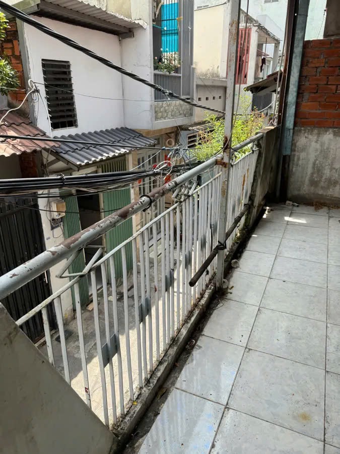 Bán Nhà Nát Giá Tốt Tân Phú: 55m2, Hẻm 4m Lũy Bán Bích - Chỉ 5.15 tỷ