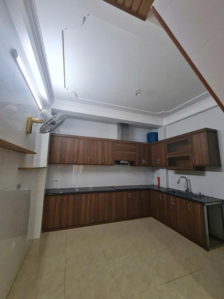 13,2 Tỷ, sở hữu nhà 4 tầng, 46m, MT 4m; tặng Full đồ; ngõ thông, ô tô qua nhà