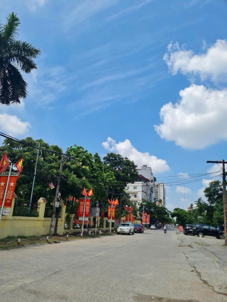 13,2 Tỷ, sở hữu nhà 4 tầng, 46m, MT 4m; tặng Full đồ; ngõ thông, ô tô qua nhà