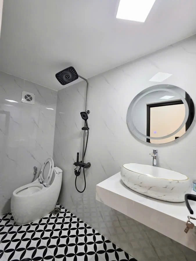 Bán nhà ngõ Đại La, Hai Bà Trưng - 30m2, 4 tầng, giá 6.99 tỷ