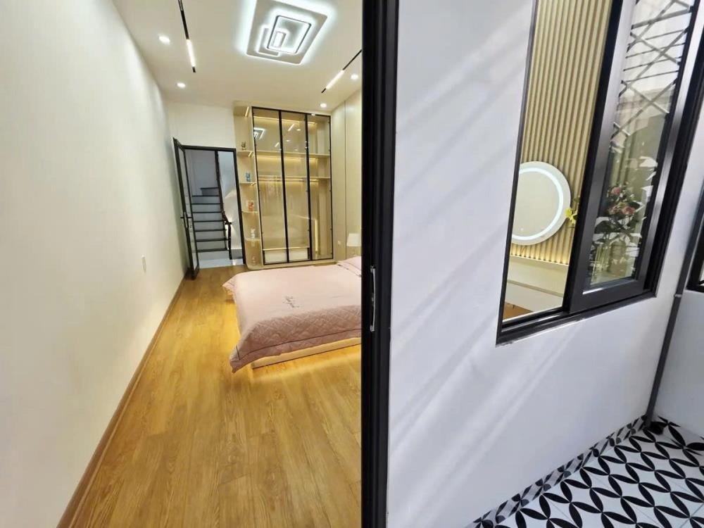 Bán nhà ngõ Đại La, Hai Bà Trưng - 30m2, 4 tầng, giá 6.99 tỷ