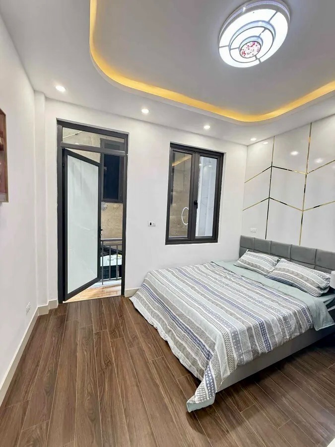 Bán nhà Tôn Đức Thắng - 40m2, 4 Tầng, Full Nội Thất - 9.65 Tỷ