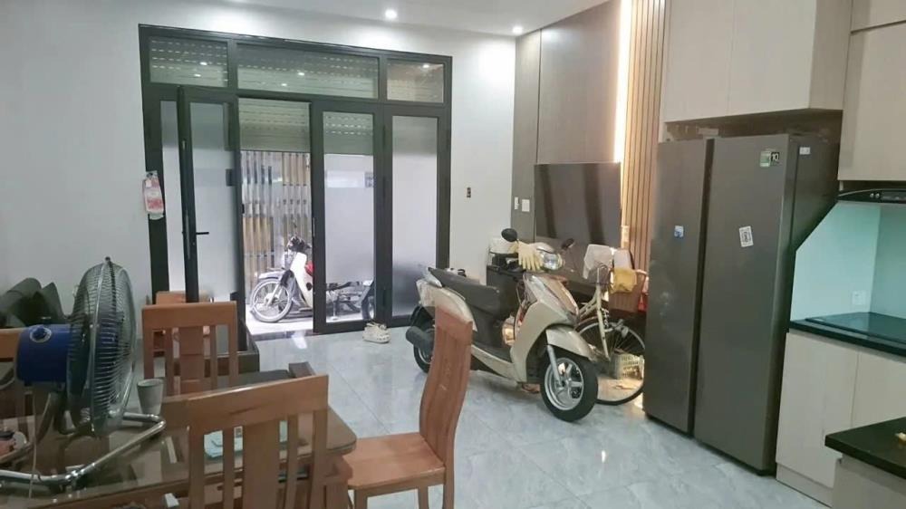 Bán Nhà Lô Góc Thang Máy Lê Trọng Tấn 41m² - 6 Tầng, Giá 13.5 Tỷ