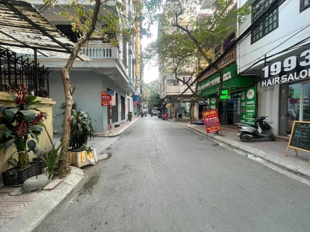 Bán nhà Kim Mã, Ba Đình 80m2, 6 Tầng, Ô Tô Đỗ Cửa - Giá 25 Tỷ