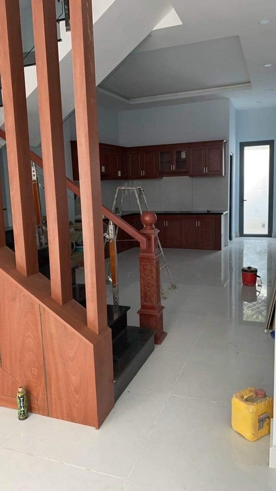Bán nhà đường Số 8, Phường Trường Thọ, Thủ Đức. DT 80m2, 2 tầng, 2PN, SH, 7.4 tỷ
