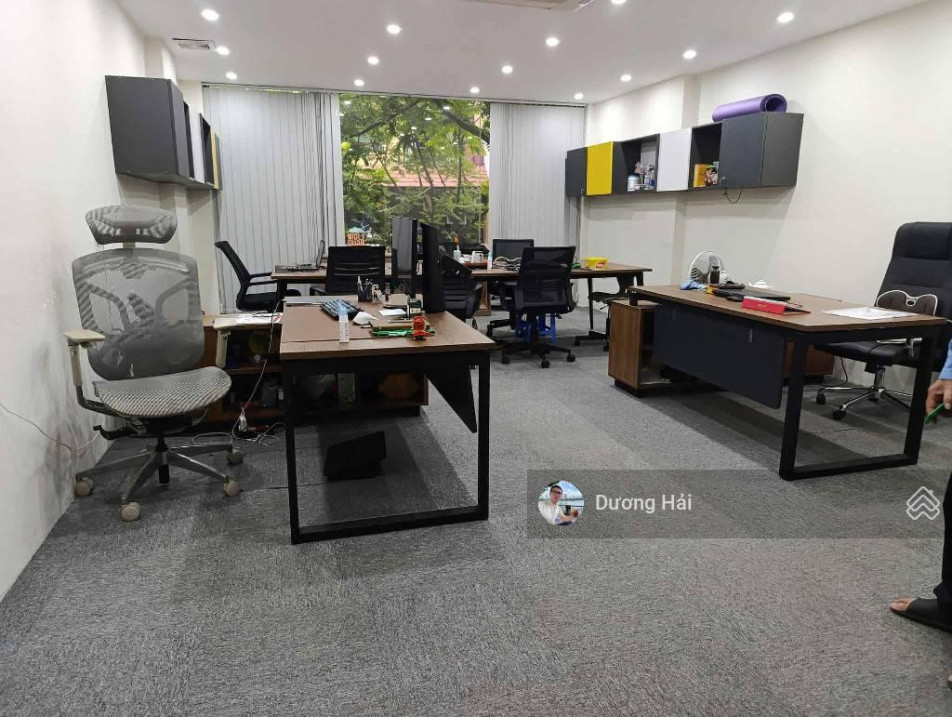 Bán nhà phố Nguyễn Khánh Toàn - Cầu Giấy - 180m 10 Tầng - Ô Tô Tránh Thông KDVP Dòng tiền 3 tỷ/N