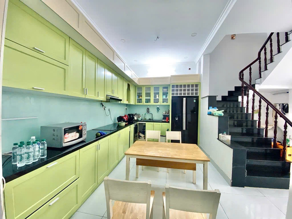 BIỆT THỰ ĐƯỜNG 7M ĐHT05 Q12-GÍAP TÂN BÌNH-125M2-2 TẦNG-9,5 TỶ