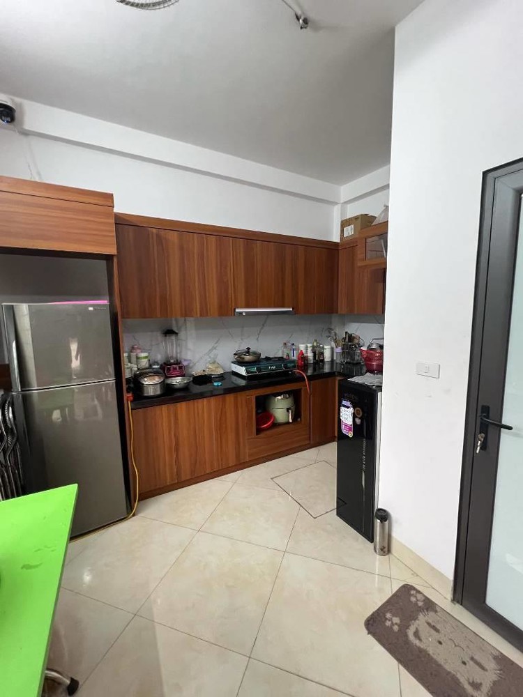 Nhà mới Kẻ Vẽ 40m2, 5 tầng, lô góc, sân để ô tô riêng