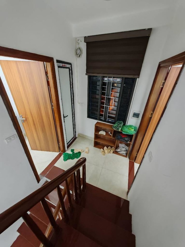 Nhà mới Kẻ Vẽ 40m2, 5 tầng, lô góc, sân để ô tô riêng