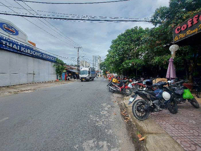 BÁN NHÀ (10.2x28) MẶT TIỀN ĐÔNG HƯNG THUẬN 10 – TRUNG TÂM KDC AN SƯƠNG, Q12