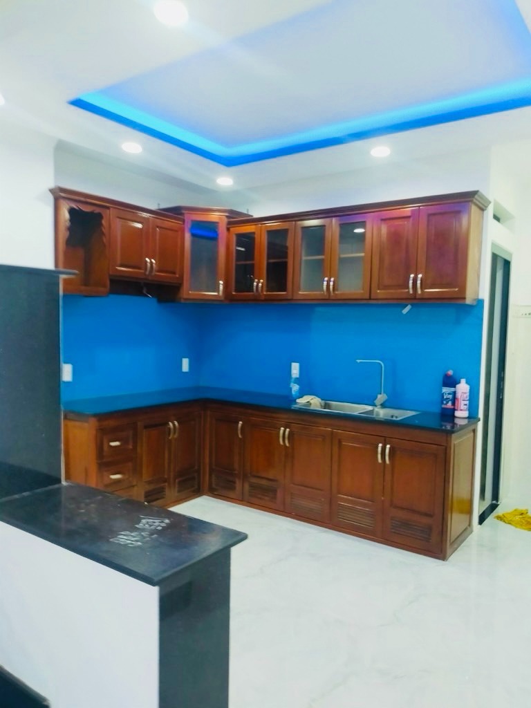 Bán Nhà Hẻm Xe Hơi 6m Nguyễn Văn Khối, Gò Vấp - 60m² - 3 Tầng - 4 PN - Giá 6.7 Tỷ