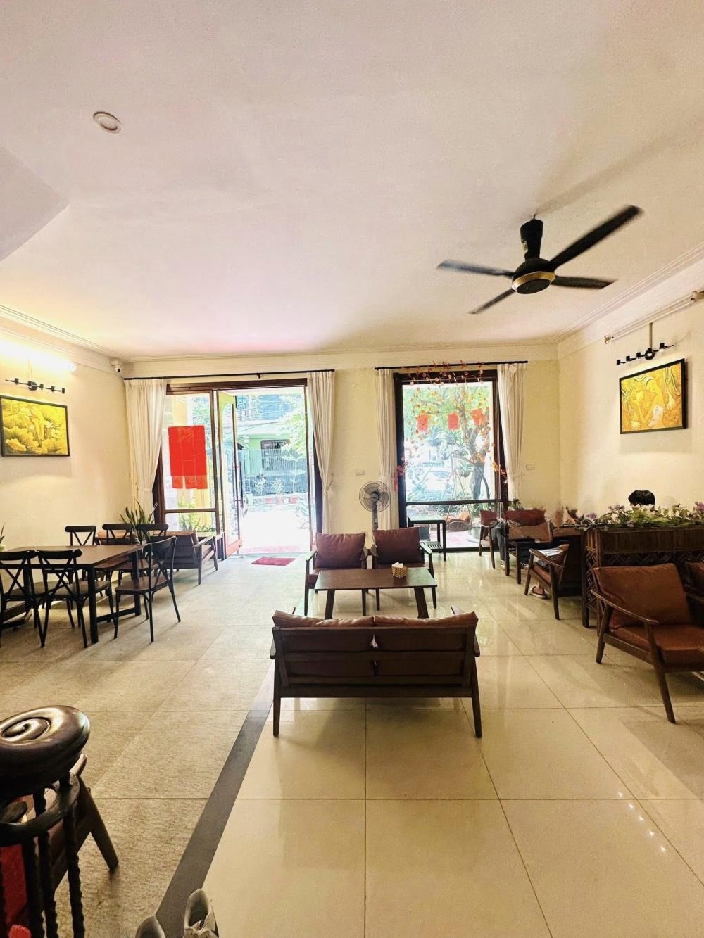 Bán nhà phố Đội Cấn, Ba Đình - 109m2, 4 tầng, MT 6.8m, giá 42 tỷ (TL)