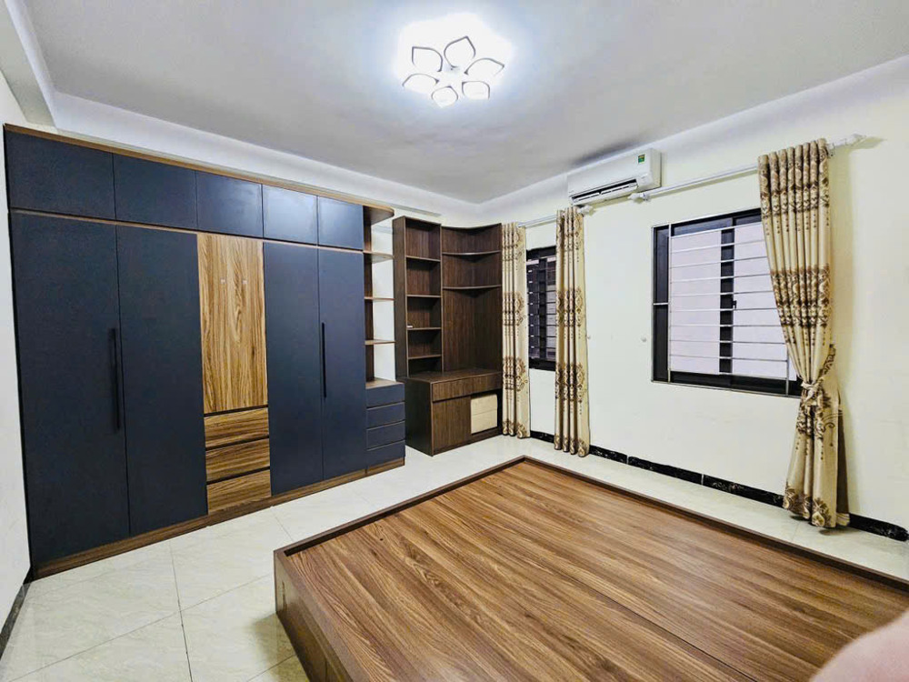 BÁN NHÀ THƯỢNG THANH LONG BIÊN, MỚI TINH, NGÕ THÔNG,35M NHỈNH 6 TỶ(TL)