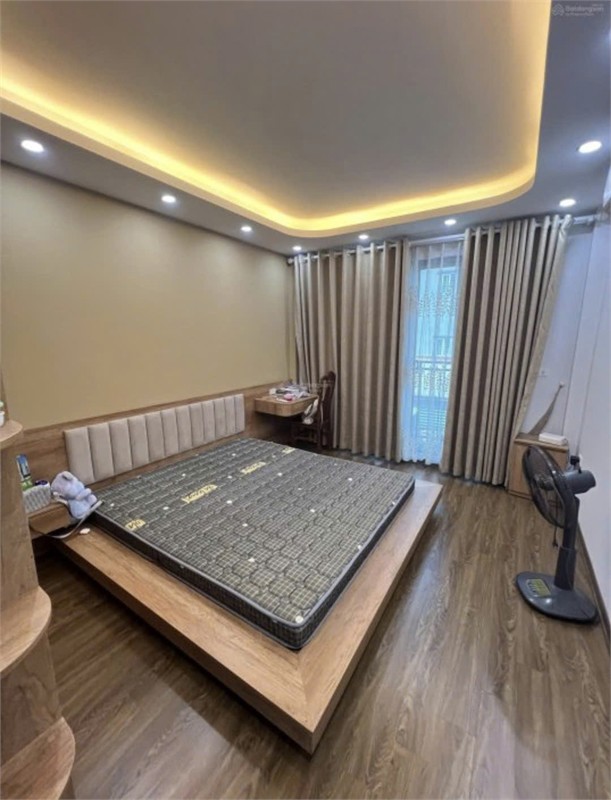 BÁN NHÀ THẠCH BÀN LONG BIÊN – 52M – 6 TẦNG – 7,7 TỶ – Ở NGAY KHÔNG CẦN NGHĨ