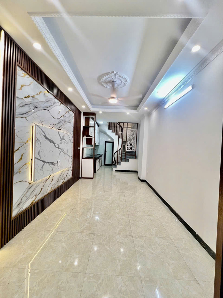 NHÀ MỚI ĐẸP Khuyến Lương 32m2 X 5 Tầng 6.8 tỷ Hoàng Mai- Hà Nội