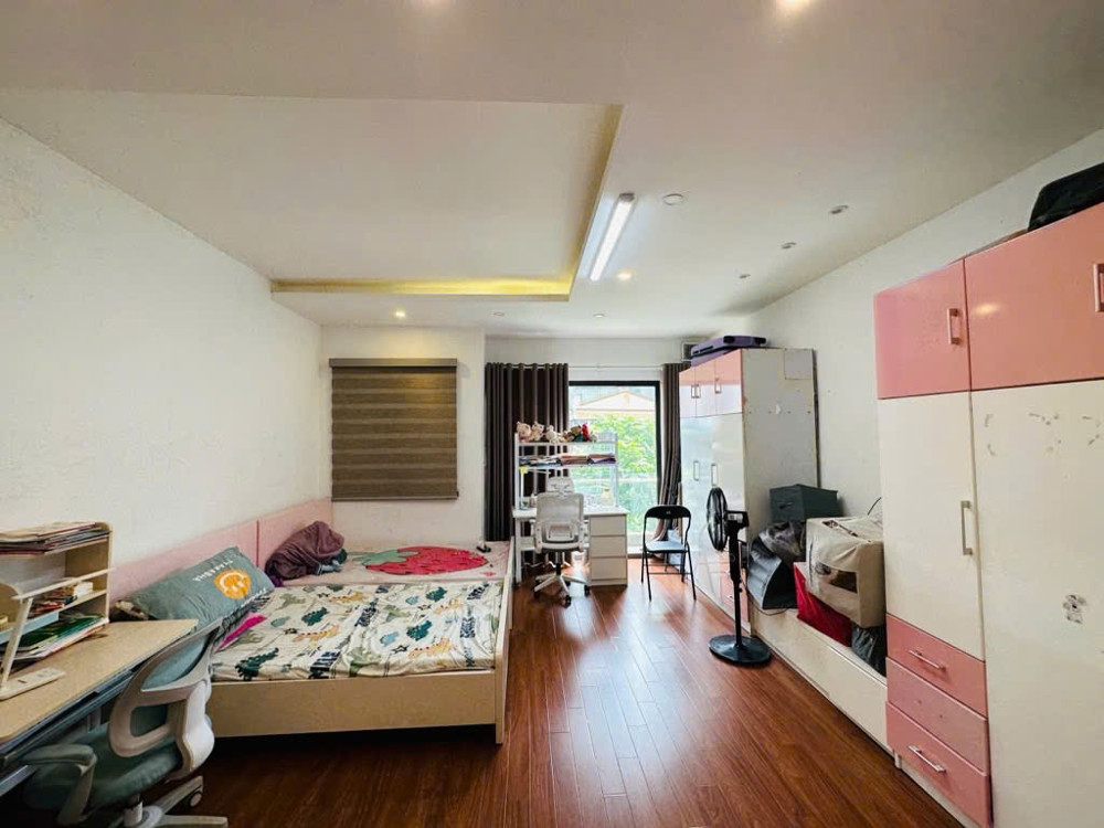 Hiếm!Bán nhà mặt phố Cửa Bắc,Trúc Bạch,Ba Đình DT 140m2 KD sầm uất, 47.8 tỷ
