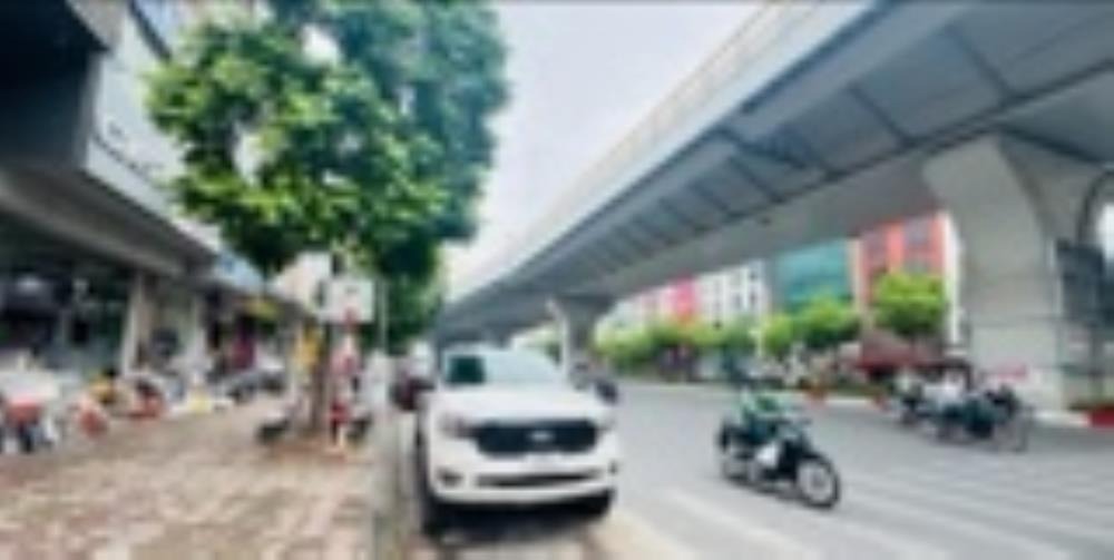 Bán tòa nhà mặt phố Trường Chinh - Lô góc - Vỉa hè - Kinh doanh đỉnh cao