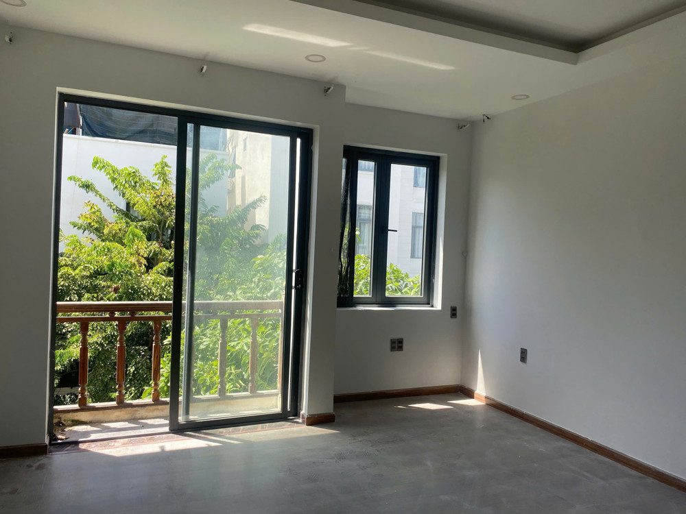 Cho thuê nhà mặt tiền Trần Nhật Duật Nối Dài, Phường Nha Trang Khánh Hoà 
Căn góc 150m2 ( 4 tầng