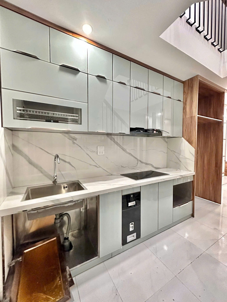 KHU VIP NGUYỄN SƠN LONG BIÊN BÁN NHÀ 6 TẦNG NHỈNH 8 TỶ