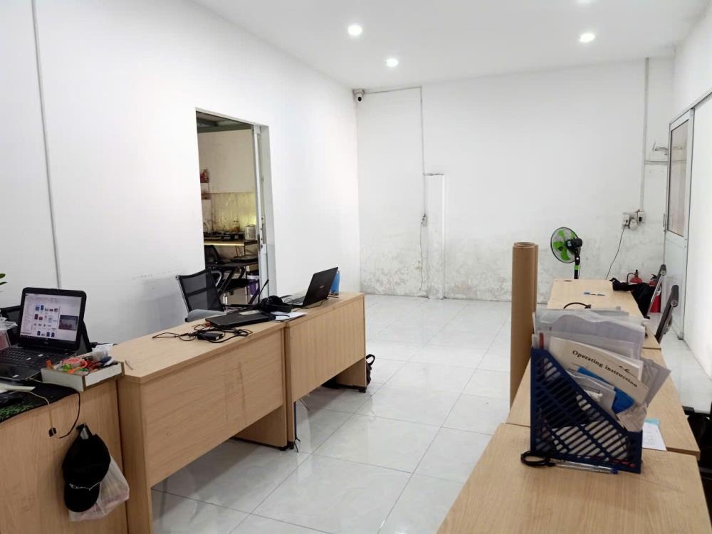 Cho Thuê Văn Phòng - Kho Xưởng Hóc Môn - Giá 8.8 Triệu/Tháng