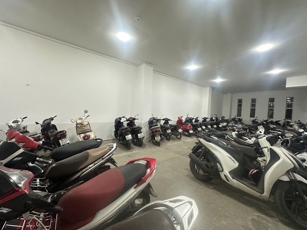 CĂN HỘ NAM TRUNG YÊN 50M 2 NGỦ 1 WC GIÁ 4,250 TỶ