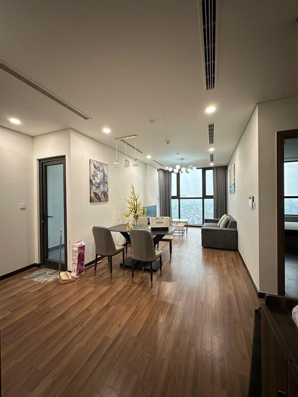 Bán Căn Hộ Hàm Nghi - Nguyễn Cơ Thạch - Full Nội Thất - Giá Tốt