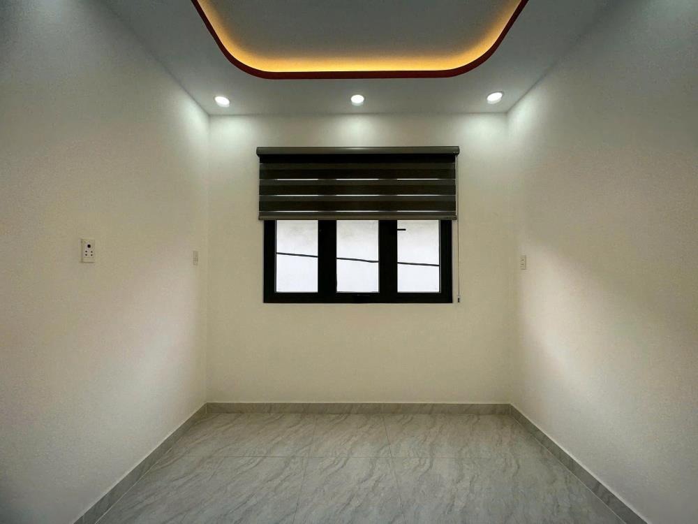 Bán Nhà Quận Bình Tân - 2.2 Tỷ - Tân Tạo, 1 Lầu 1 Trệt, Hẻm Xe Hơi