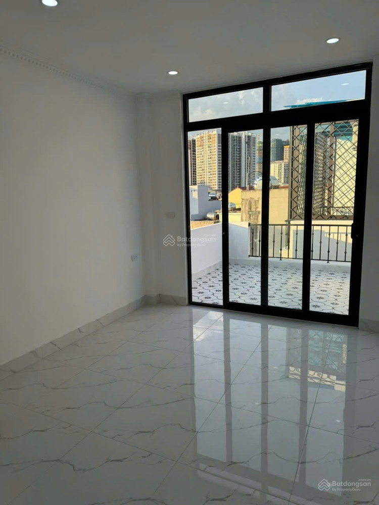 Chính chủ cần bán lô góc 6 tầng thang máy Định Công 31m2 mặt tiền 3.3m 8,85 tỷ, full nội thất