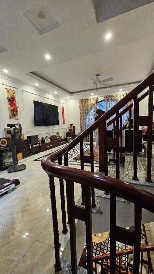 NHÀ MƯỚI -ĐẸP Ô TÔ ĐÔ CỬA  PHỐ Thạch Bàn 45m2 X 6 Tầng 8.66 tỷ Long Biên Hà Nội