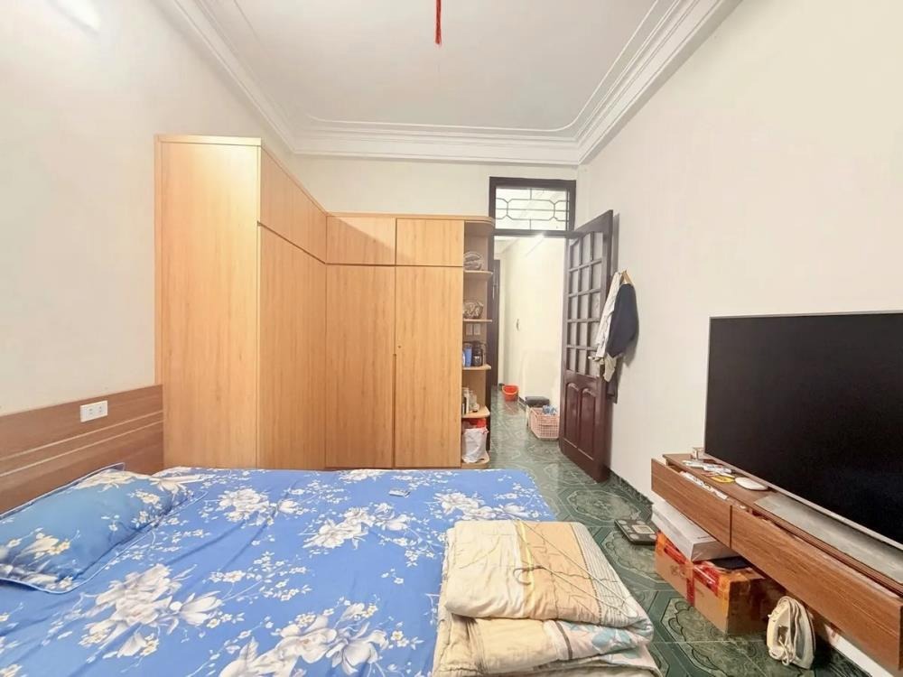 Bán nhà Thái Thịnh - 60m2, 4 tầng, 4PN, Ô tô vào nhà, Giá 19.4 tỷ