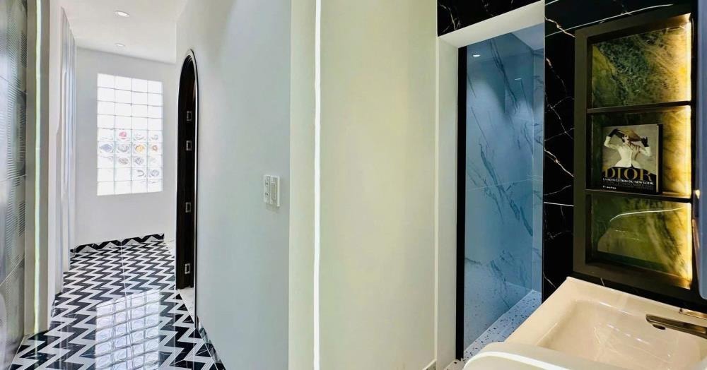Bán Nhà Phố Cao Cấp Hồ Văn Long, Bình Tân - Vị Trí Đẹp, Giá Tốt