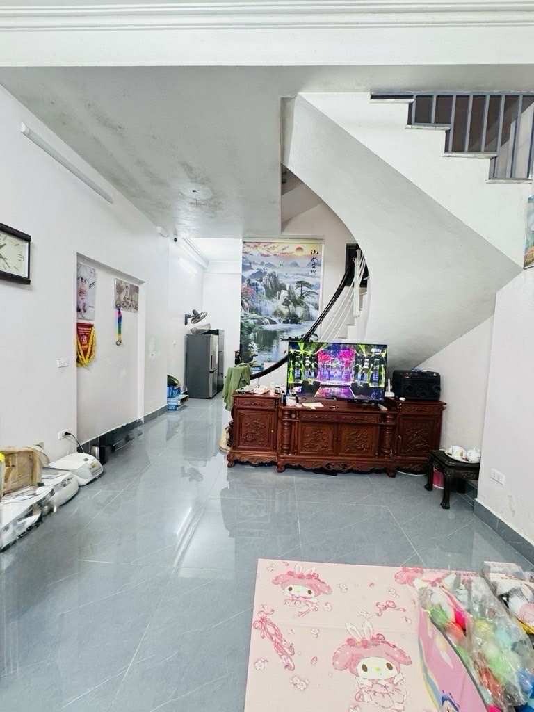 Nhà Phố Nguyễn Khoái - Lô Góc - 4 Tầng - Giá 14.5 Tỷ