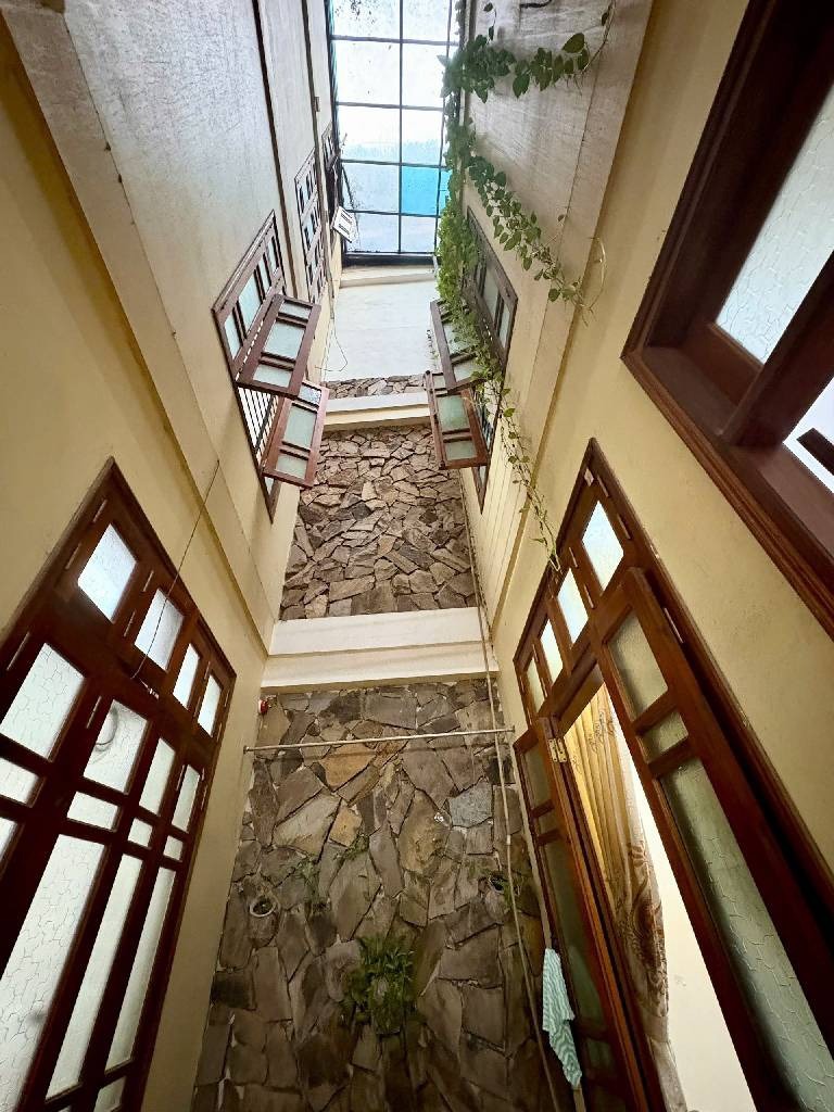 Bán nhà mặt phố Cửa Bắc, Ba Đình - 4 Tầng, 134m², Sổ Đỏ - Giá 47.9 Tỷ