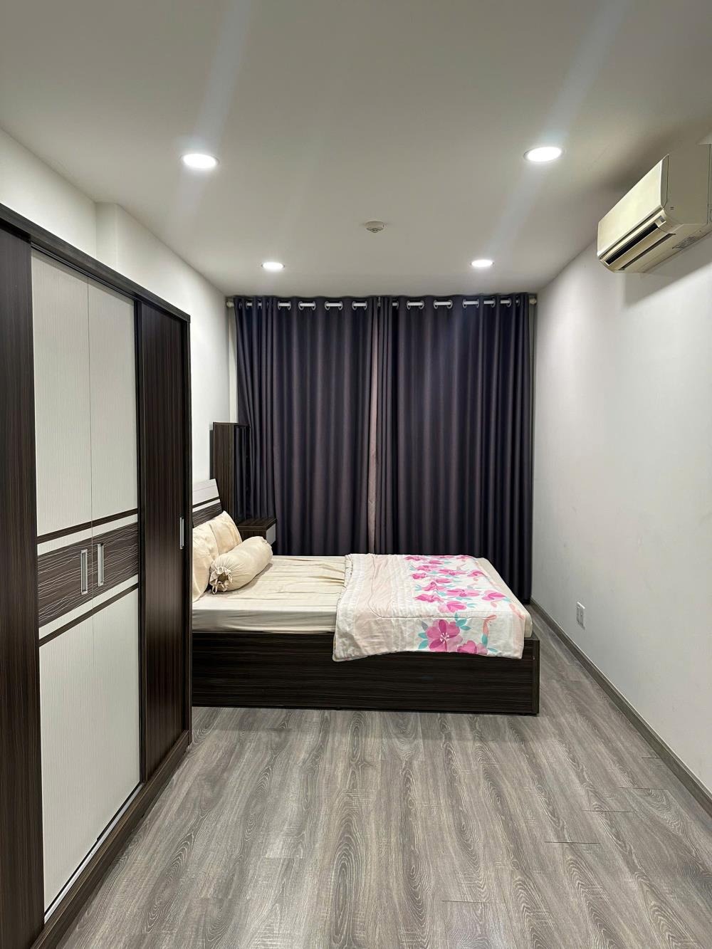 Cho thuê căn hộ Riva Park Q4 – 55m², 1PN, View Skyline, Full Nội Thất