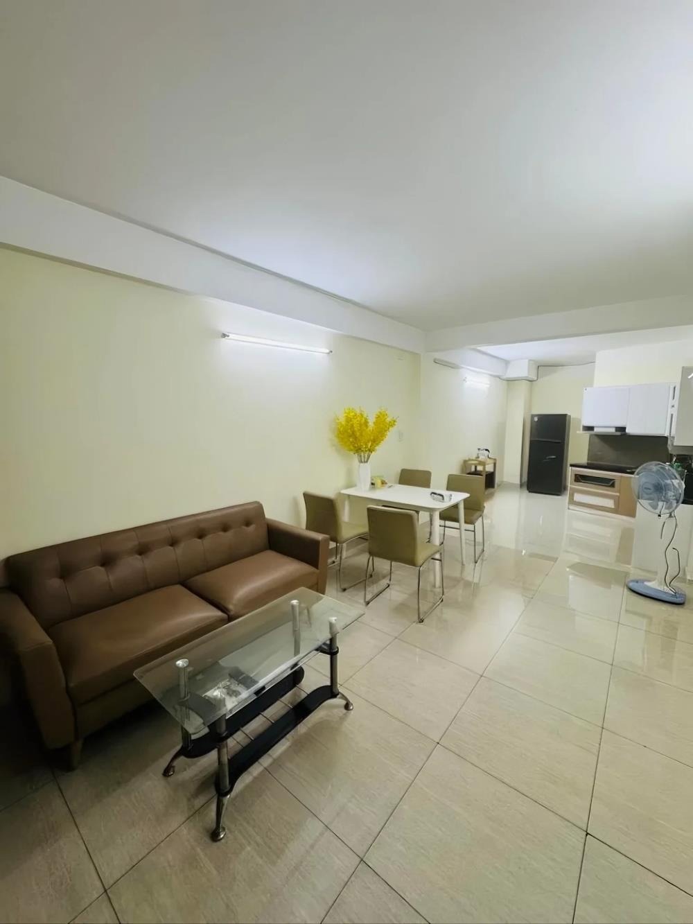 Bán nhà mặt tiền Quận 3, 5 tầng, thang máy, vị trí đắc địa - 26 tỷ