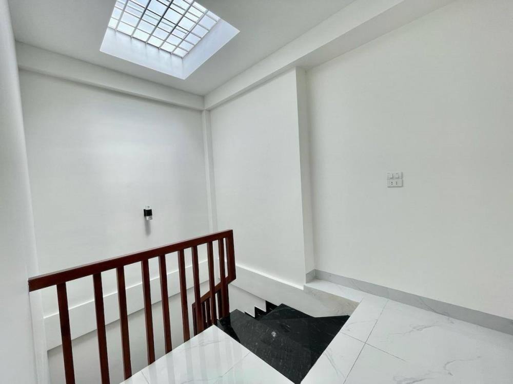 Nhà Khương Trung - Phân Lô - Ô Tô Đỗ Cửa - Giá 7.3 Tỷ
