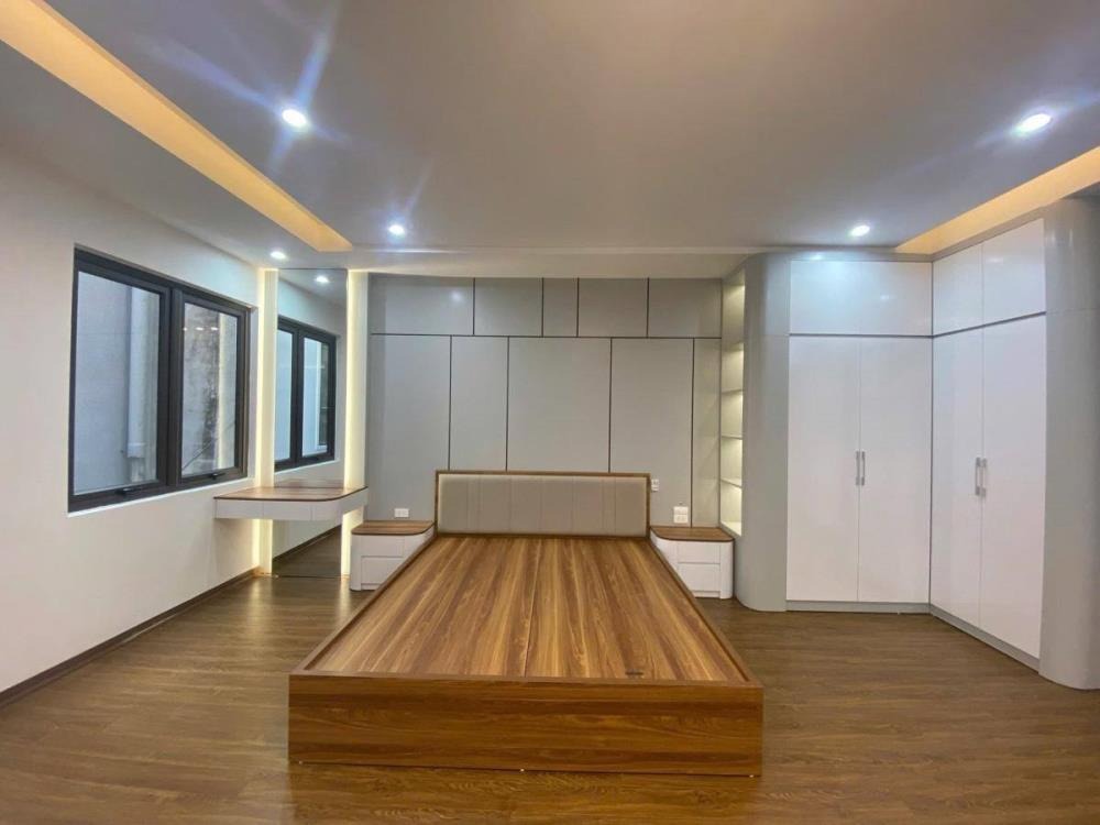 Nhà Khương Trung - Phân Lô - Ô Tô Đỗ Cửa - Giá 7.3 Tỷ