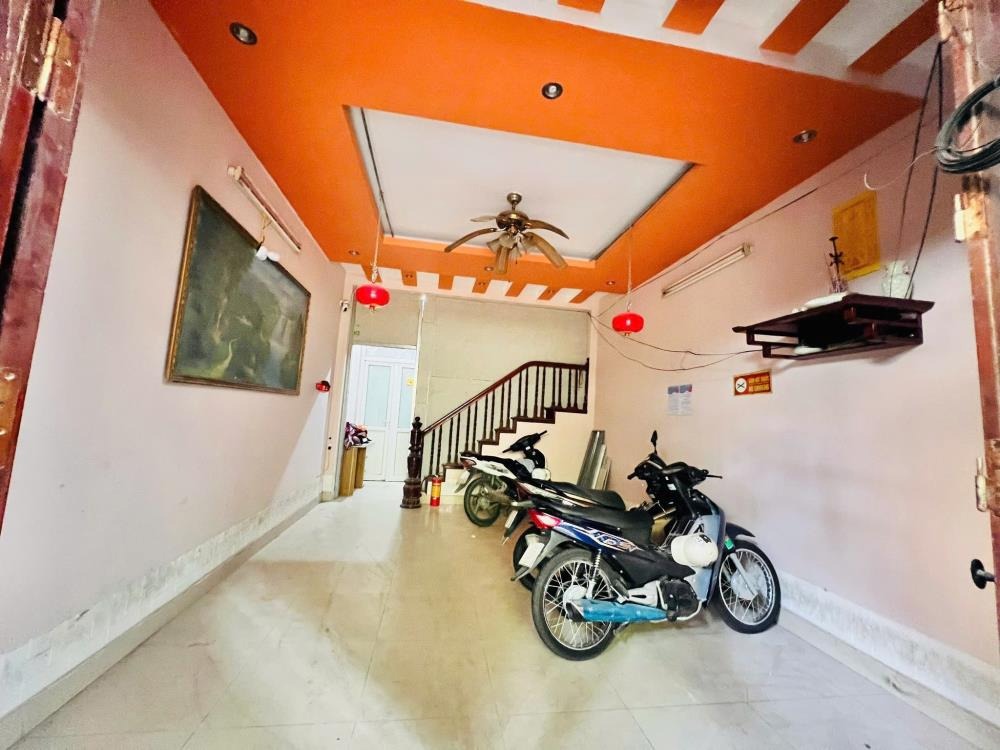Bán nhà phố Trần Cung, Cầu Giấy - 66m2, 5 Tầng, Ô Tô Vào Nhà - 15.6 Tỷ