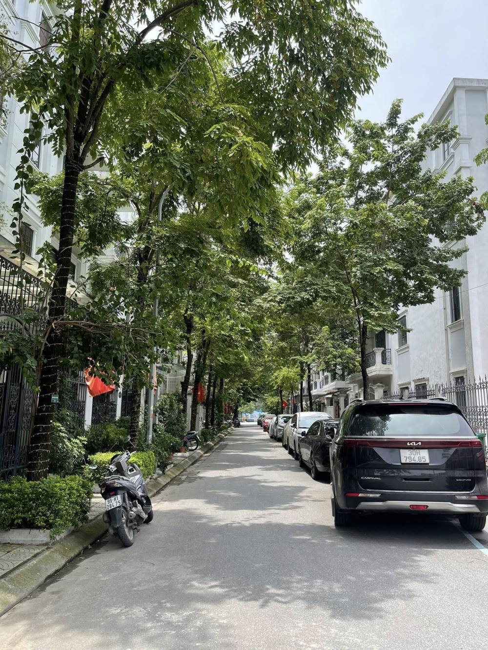 Bán nhà Đại Kim - Linh Đàm: 66m2, 5 tầng, Phân Lô, Ô Tô, Giá 19.5 tỷ